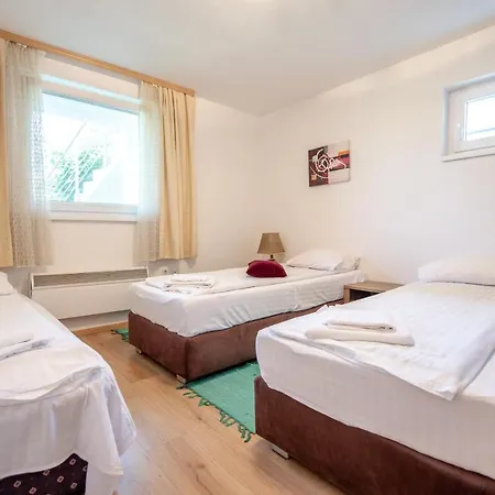 Mira Apartment Sarajevo Comfortable Stay & Free Parking Apartment Sarajevo