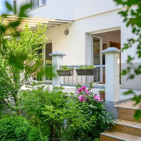 Apartment Mira Apartment Sarajevo Comfortable Stay & Free Parking
