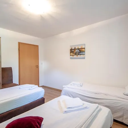Apartment Mira Apartment Sarajevo Comfortable Stay & Free Parking