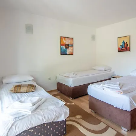Mira Apartment Sarajevo Comfortable Stay & Free Parking Apartment Sarajevo